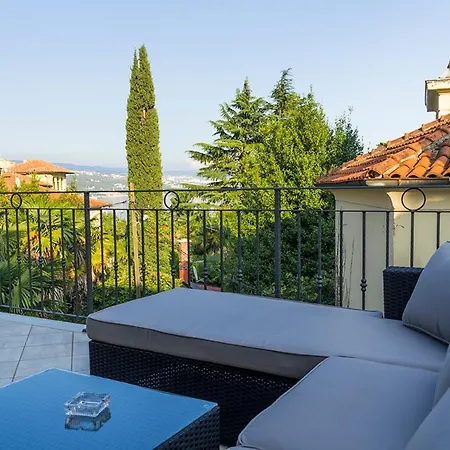 Konukevi Villa Klaudia Opatija