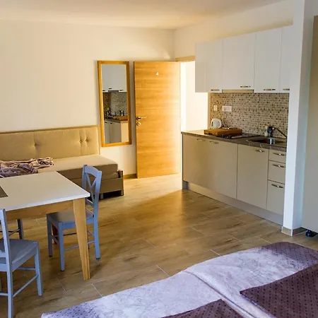 Konukevi Villa Klaudia